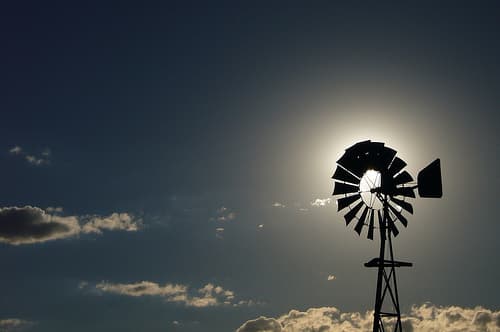 https://farm1.static.flickr.com/211/535754014_13a123dd8a.jpg